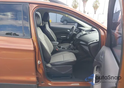 2017 Ford Escape Se из США, поврежденный, VIN 1FMCU9GD3HUC27231